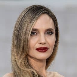 Angelina Jolie