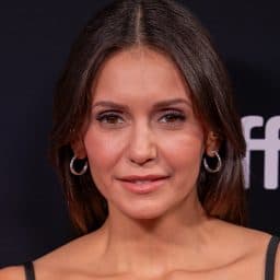 Nina Dobrev