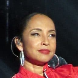 Sade Adu