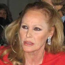 Ursula Andress