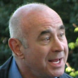 Bob Hoskins