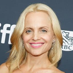 Mena Suvari
