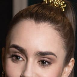 Lily Collins