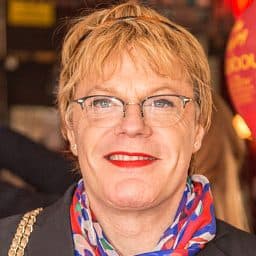 Suzy Eddie Izzard