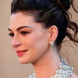 Anne Hathaway